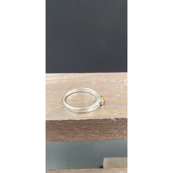 Size 7.75 Sterling Silver Yellow Glass Gem And Marcasite Stone Band Ring - Picture 3 of 6